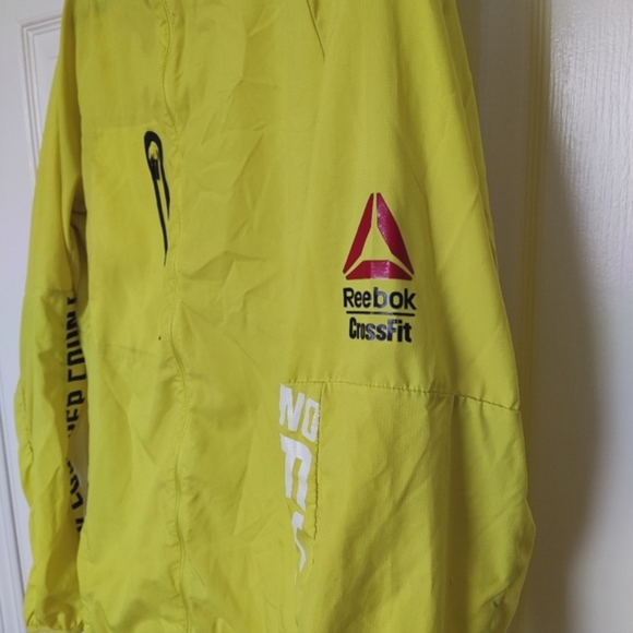 Reebok running jacket - Picture 3 of 7